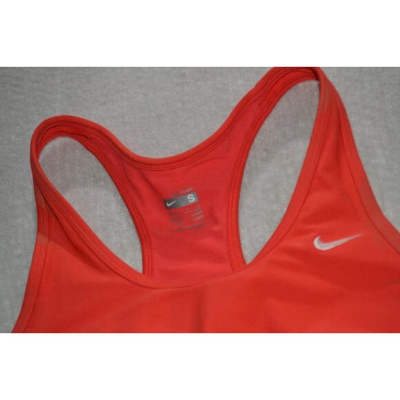 46391-a Nike Gym Shirt Tanktop Built In Sports Bra Pink Size Small Womens - Picture 1 of 5